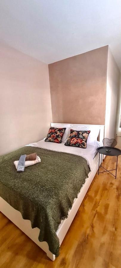 Minicity Inn ベオグラード エクステリア 写真
