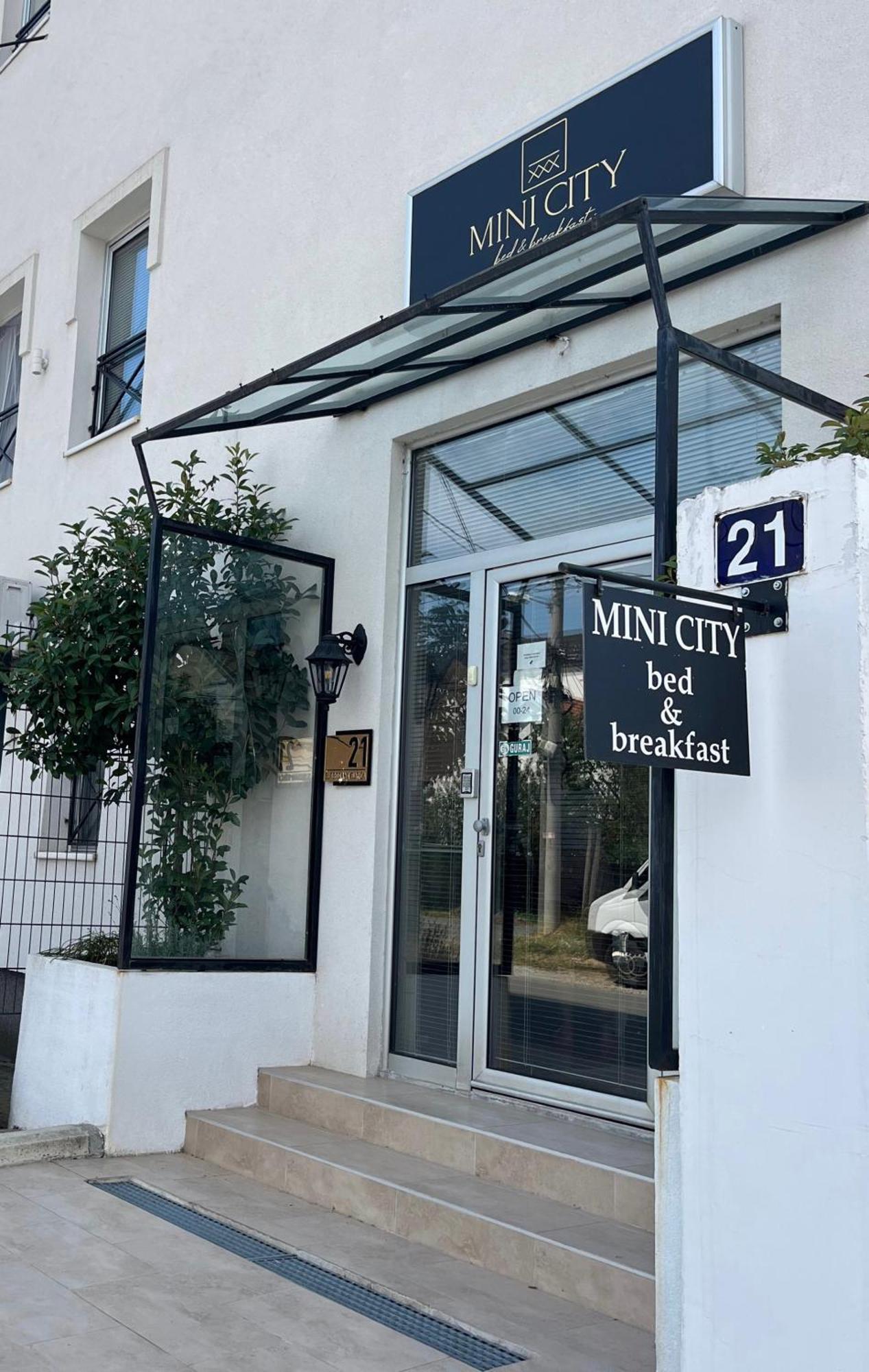 Minicity Inn ベオグラード エクステリア 写真